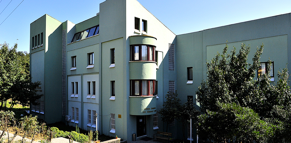 Accommodation building secondary view